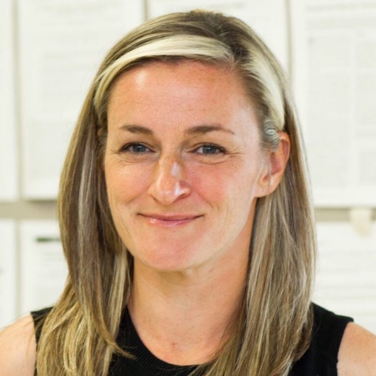 Headshot of Tina Korownyk